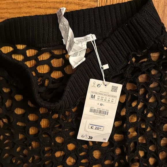 BRAND NEW MATCHING SET MESH ZARA COVER UP - Picture 8 of 9